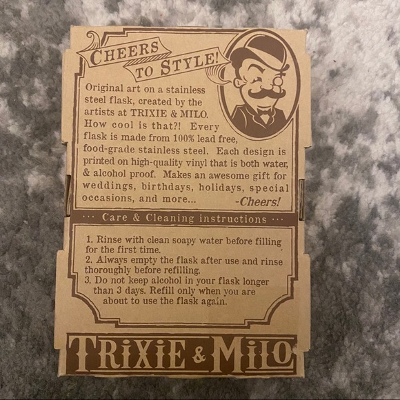 NEW - pick your poison flask - perfect gift! - Picture 3 of 3